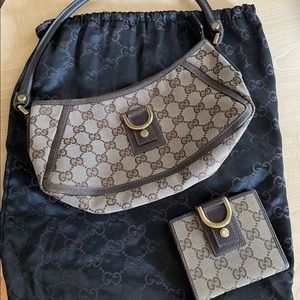 Gucci Abbey Canvas handbag & Matching Wallet Authentic